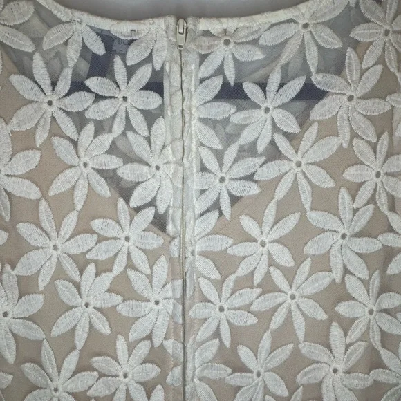 Luxology Cream Flower Embroidered Dress size 12 - Picture 6 of 6